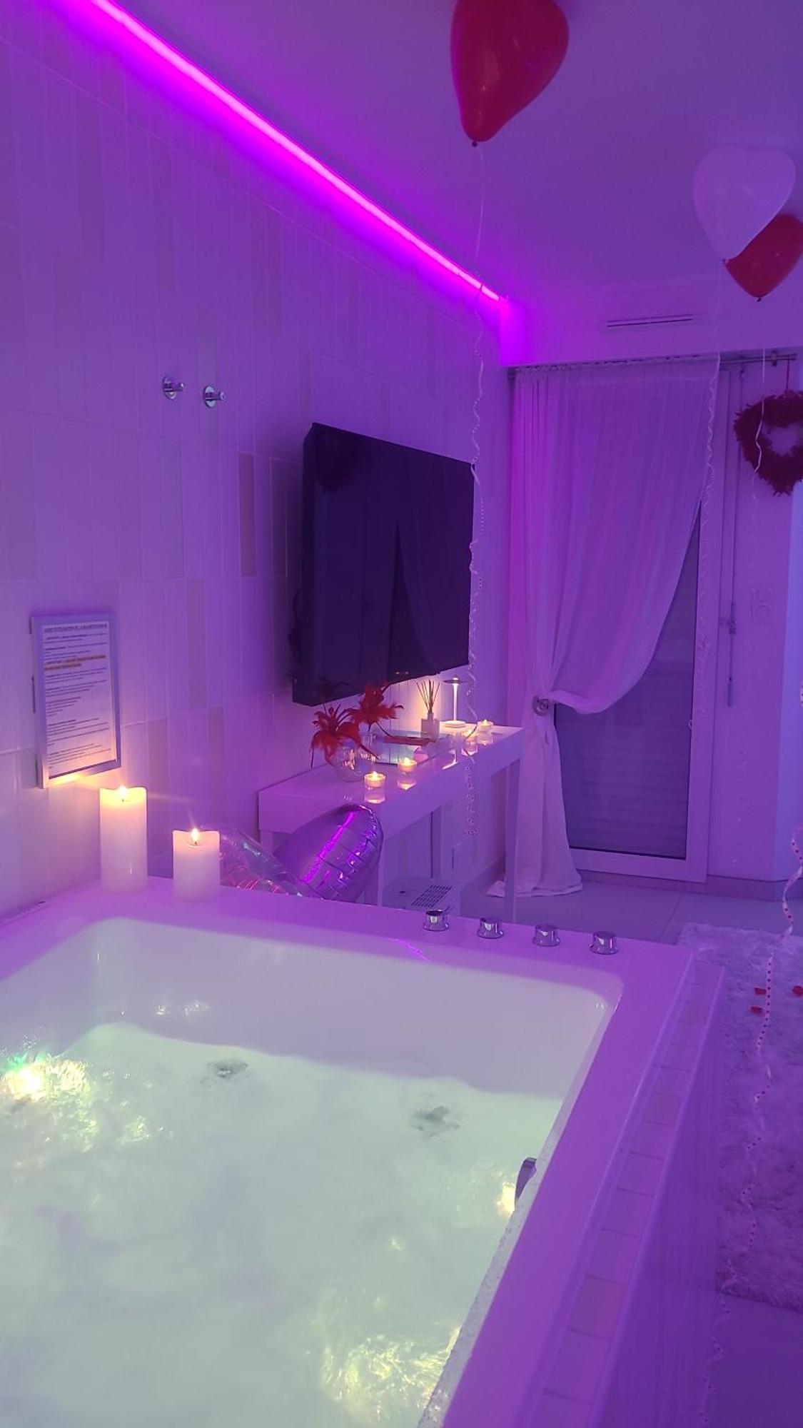 Love Room A 30 Mn Des Plages Et De Vannes Questembert Exterior foto